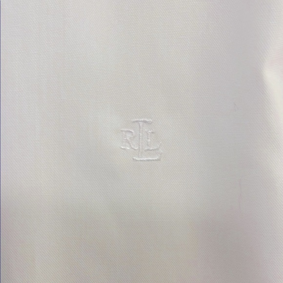 Lauren Ralph Lauren Women’s Crisp White Shirt
Non-Iron - Picture 3 of 3